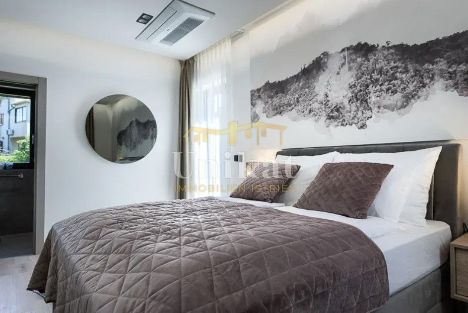 Čudovita vila z razgledom na morje v okolici Marčane